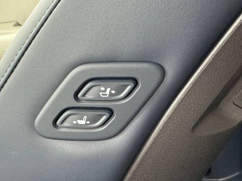 New 2026 Kia Carnival EX FWD image 39