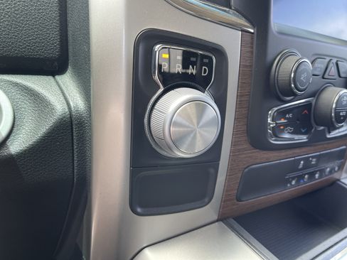 Used 2016 RAM 1500 Laramie RWD image 23