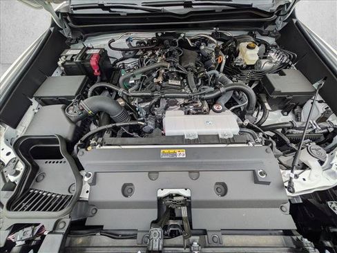 Certified 2026 Toyota Tacoma SR5 AWD/4WD image 21