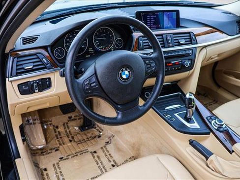 Used 2013 BMW 328i xDrive Sedan image 10