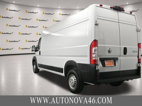 Used 2025 RAM ProMaster 2500 w/ Convenience Group FWD image 5