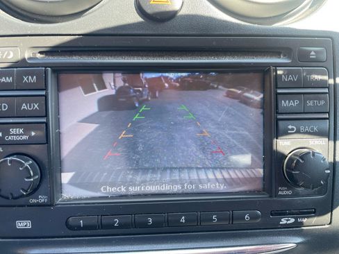 Used 2012 Nissan Rogue SV w/ Premium Pkg image 19