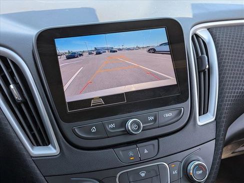Used 2023 Chevrolet Malibu LS FWD image 18