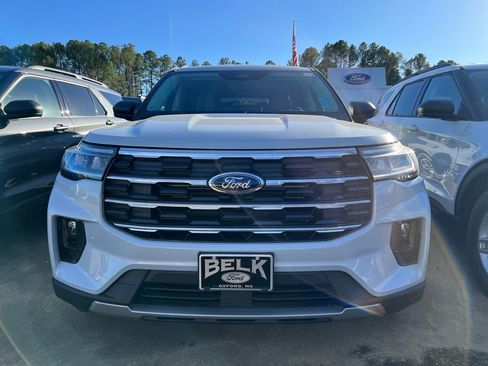 New 2026 Ford Explorer Active w/ Active Comfort Package image 5