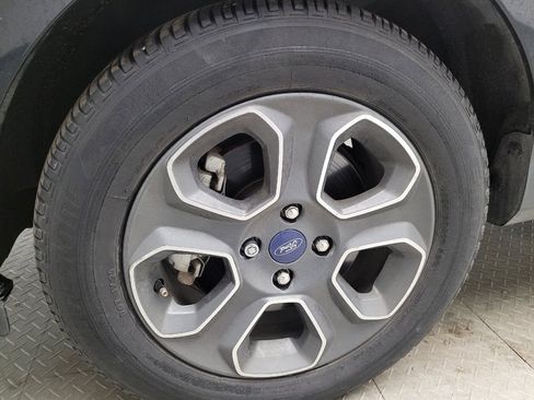 Used 2019 Ford EcoSport S image 31