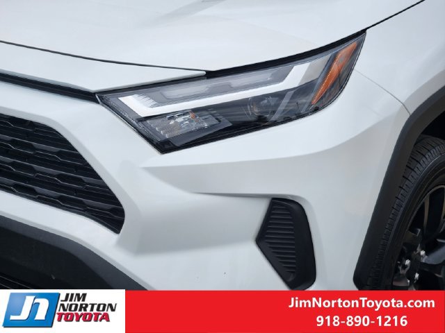 Used 2025 Toyota RAV4 LE FWD image 11