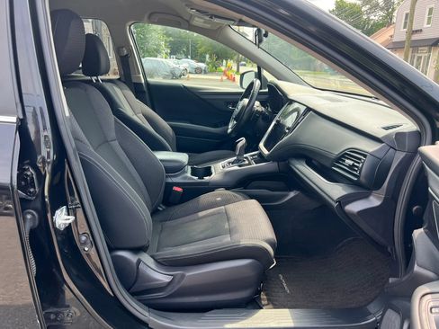 Used 2023 Subaru Outback Premium AWD/4WD image 30