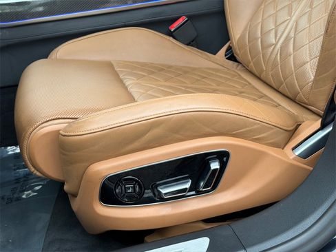 Used 2020 Audi S8 L image 17