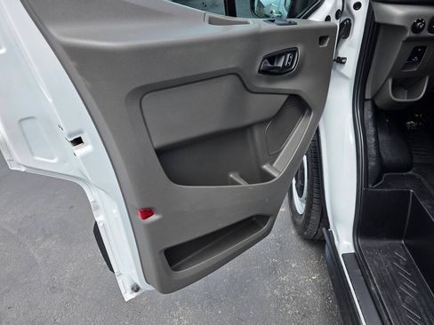 Used 2023 Ford Transit 250 Medium Roof RWD image 22