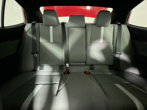 Used 2025 Toyota Camry SE w/ Convenience Package FWD image 32