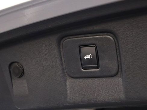 Certified 2024 Nissan Murano SL image 8