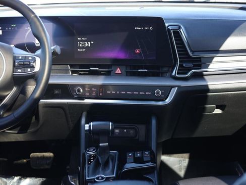 Used 2023 Kia Sportage SX image 11