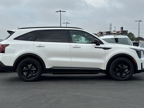 New 2026 Kia Sorento SX Prestige image 3