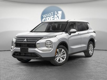 New 2026 Mitsubishi Outlander ES