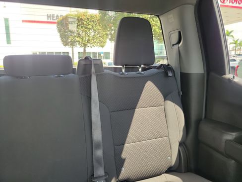 Used 2021 Chevrolet Silverado 1500 Custom image 22