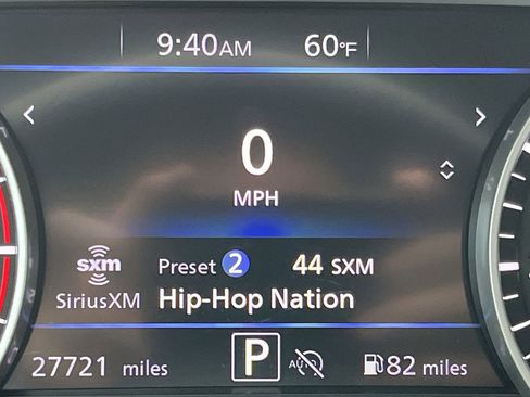 Used 2024 Nissan Sentra SR w/ SR Premium Package image 10