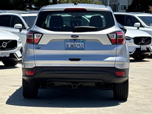 Used 2017 Ford Escape S FWD image 4