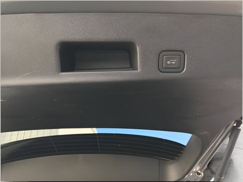 Certified 2025 GMC Acadia Elevation image 14