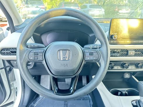 Used 2024 Honda HR-V LX image 18