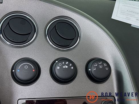Used 2007 Pontiac Solstice Convertible w/ Premium Package RWD image 16