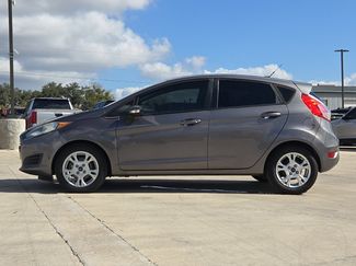 Used 2014 Ford Fiesta SE FWD video 2