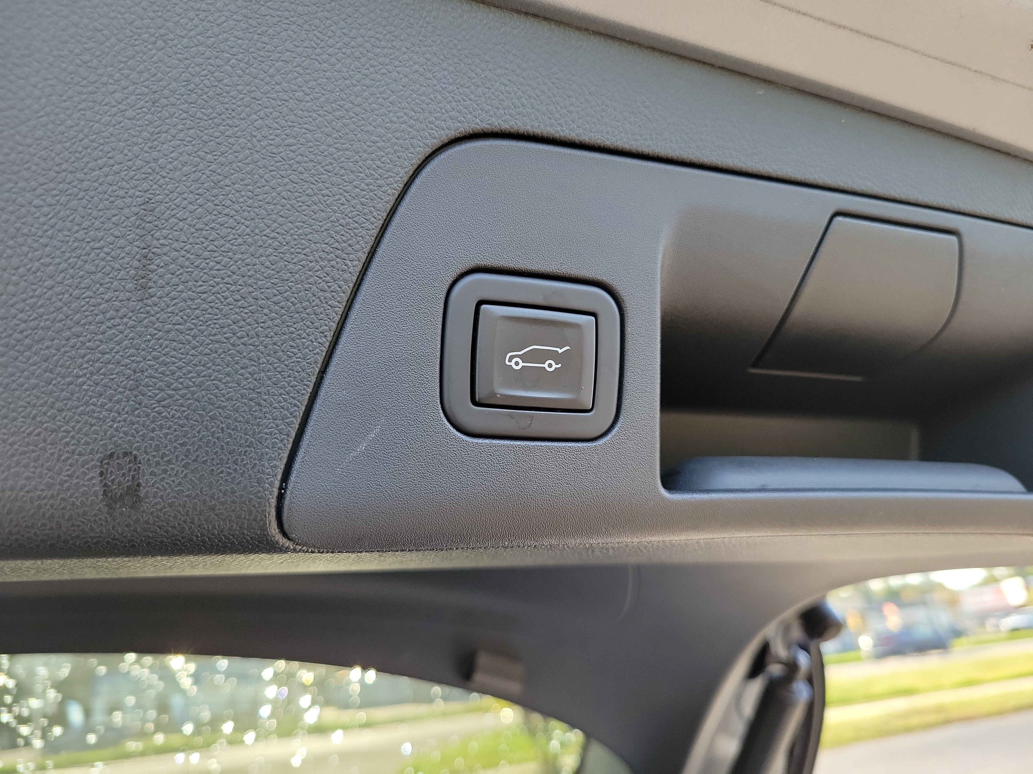 Used 2023 Buick Envision Avenir FWD image 15