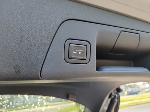 Used 2023 Buick Envision Avenir FWD image 15