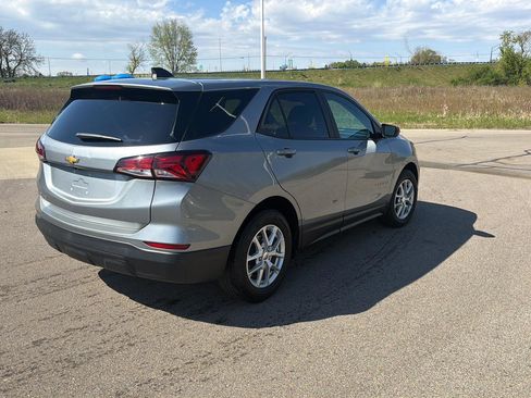 Used 2023 Chevrolet Equinox LS FWD image 5