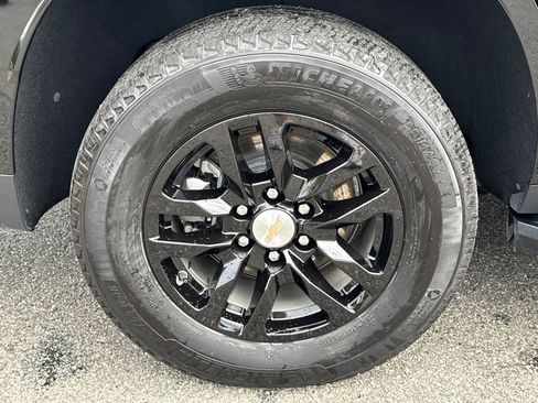 Used 2024 Chevrolet Tahoe LT image 15