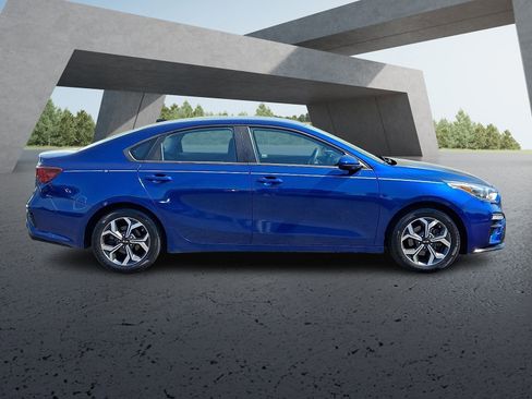 Used 2020 Kia Forte LXS FWD image 7