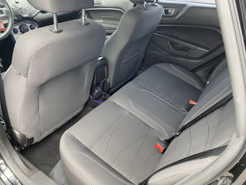 Used 2014 Ford Fiesta SE image 19