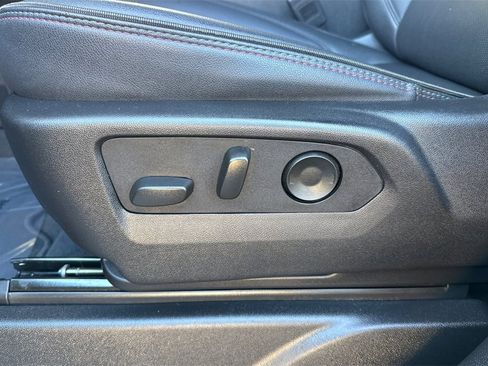 Used 2025 Chevrolet Tahoe RST image 18