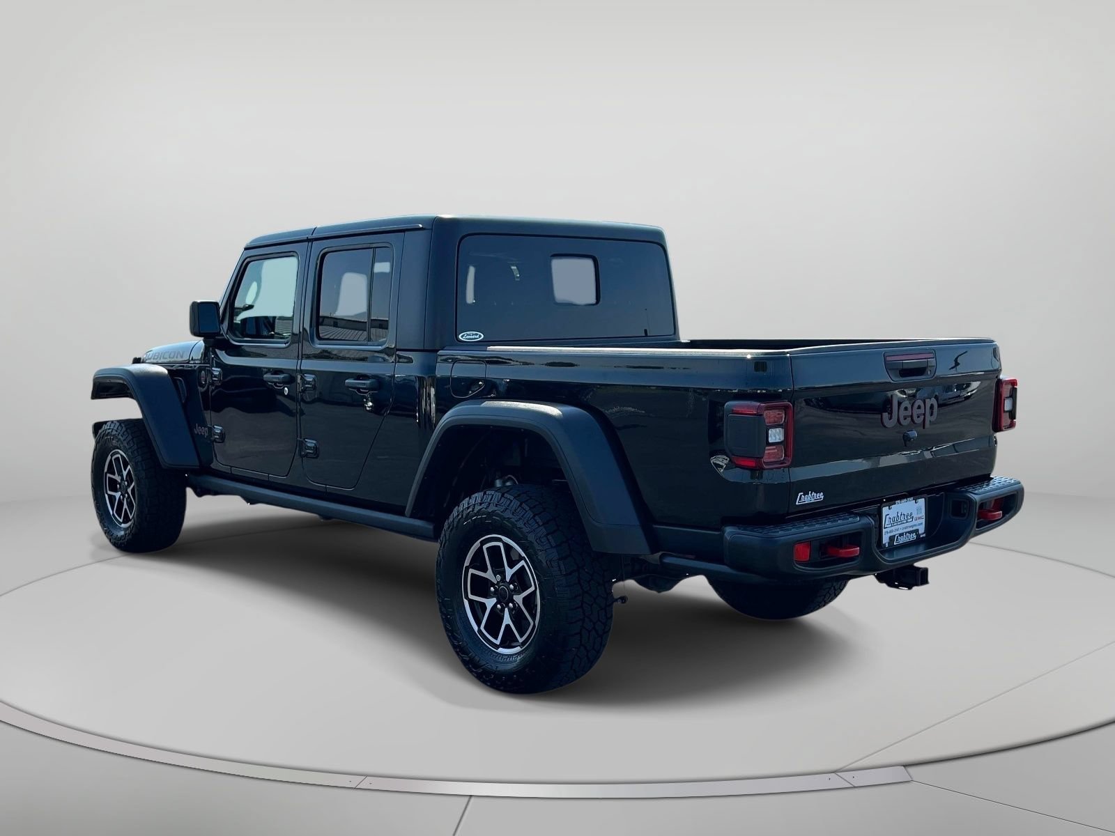 Used 2025 Jeep Gladiator Rubicon w/ Convenience Group AWD/4WD image 7