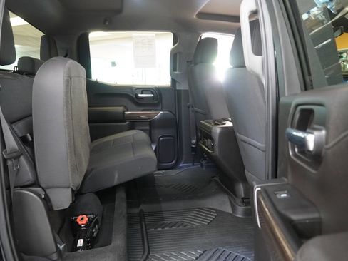 Certified 2022 Chevrolet Silverado 1500 RST w/ LPO, Blackout Package AWD/4WD image 31
