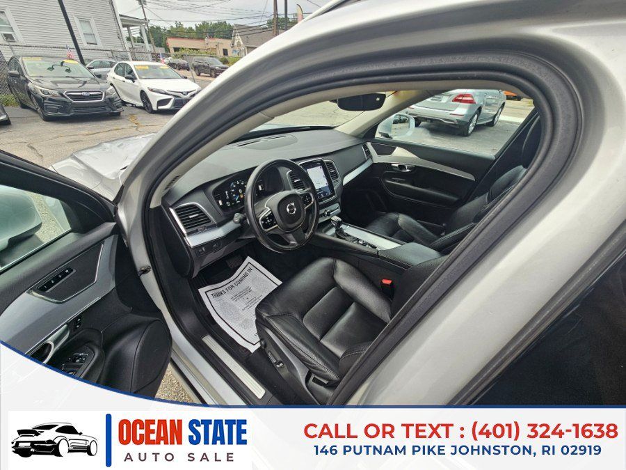 Used 2018 Volvo XC90 T5 Momentum w/ Convenience Package AWD/4WD image 10