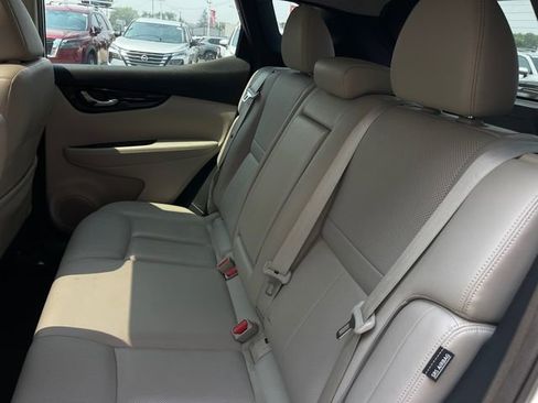 Used 2022 Nissan Rogue Sport SL w/ Premium Package image 21