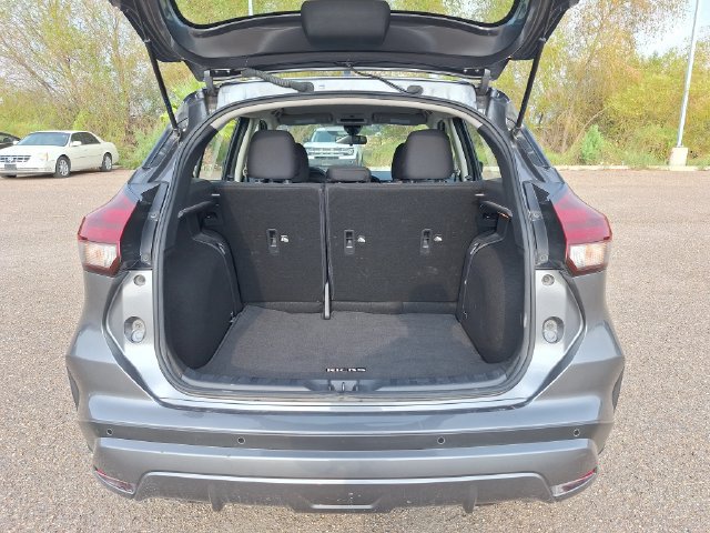 Certified 2024 Nissan Kicks SV FWD image 23