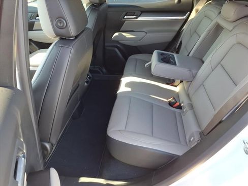 Used 2026 GMC Terrain Elevation w/ Elevation Premium Package image 12