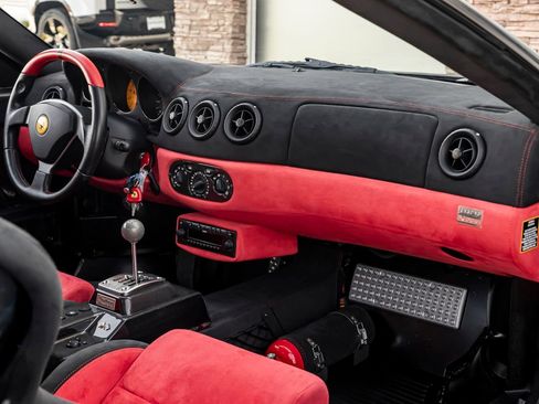 Used 2004 Ferrari 360 Challenge Stradale RWD image 28