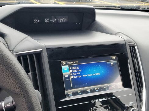 Used 2017 Subaru Impreza 2.0i image 14