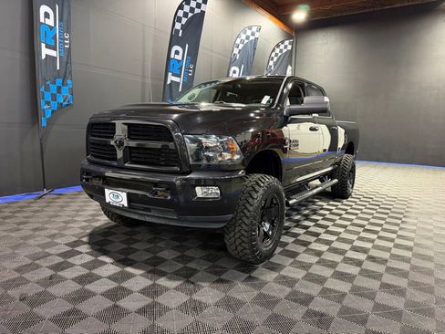 Used 2017 RAM 2500 Big Horn w/ Sport Appearance Group AWD/4WD image 1