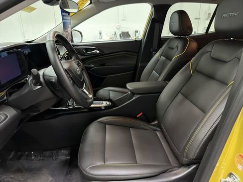 Certified 2025 Chevrolet Trax ACTIV w/ Driver Confidence Package image 20