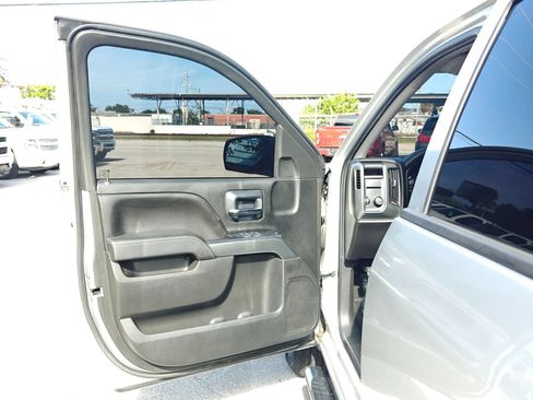 Used 2014 Chevrolet Silverado 1500 LT RWD image 11