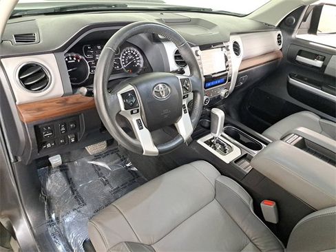 Used 2021 Toyota Tundra Limited w/ Limited Premium Package image 18