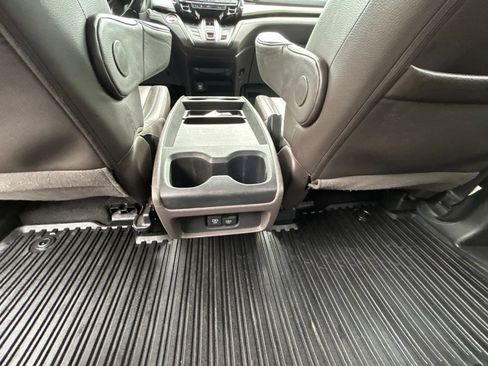 Used 2018 Honda Odyssey EX-L image 37