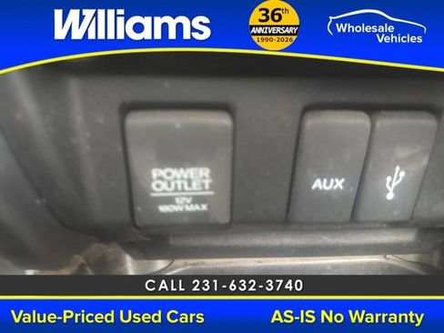 Used 2016 Honda Fit LX image 41