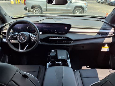 New 2025 Buick Enclave Preferred w/ Power Package image 5