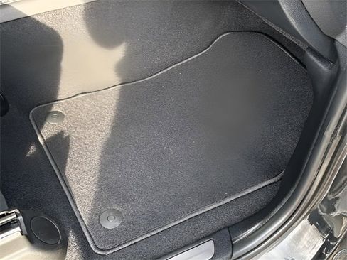 Certified 2025 Dodge Durango R/T w/ Blacktop Package image 39