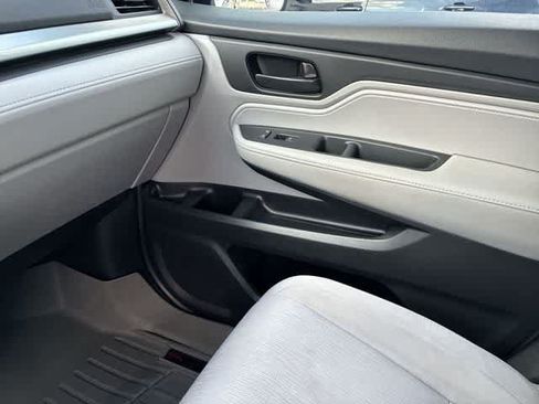 Certified 2022 Honda Odyssey EX image 31