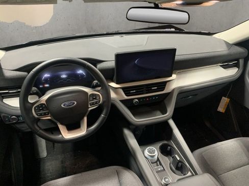 New 2026 Ford Explorer Active image 11